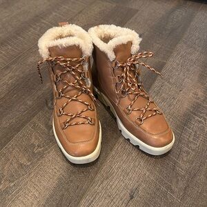 Bernardo women’s boots
